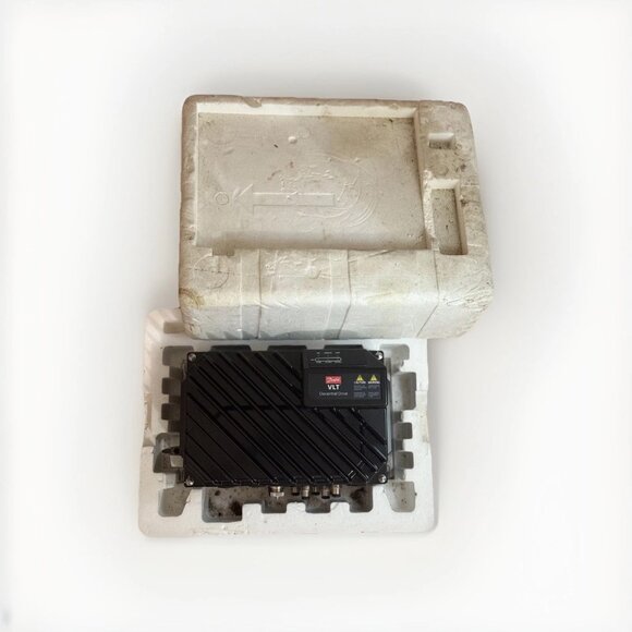 134N0858 Danfoss FCD302P1K5T4B66H1X1EMFCEXXEXANBXXXXXXD0 - Picture 5 of 7